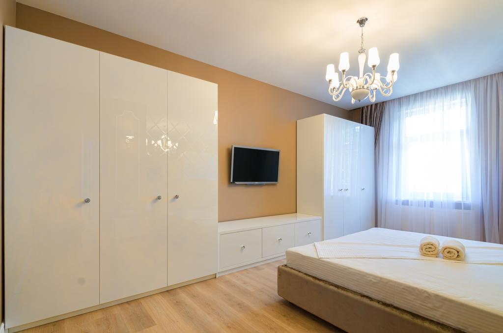 Royal Art-Deco Apartment Lviv Kültér fotó