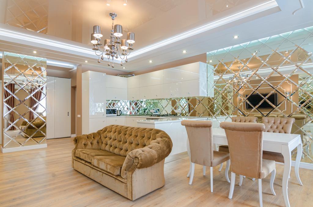 Royal Art-Deco Apartment Lviv Kültér fotó